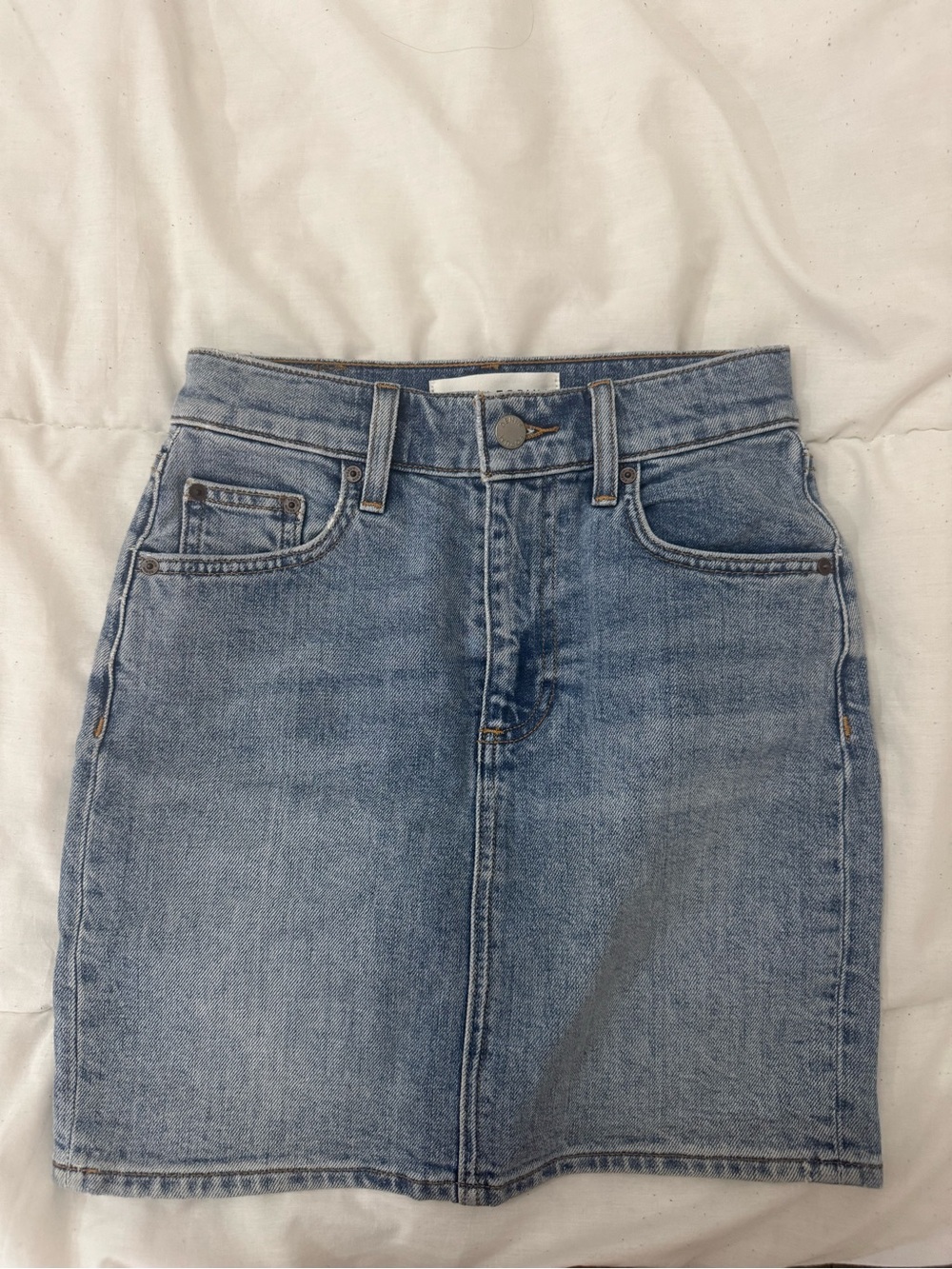 The Pin-Up Denim skirt